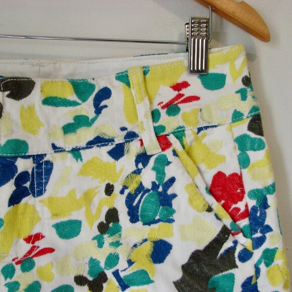 Alice + Olivia Floral Shorts Cady Cuffed White Blue Red Embroidered Size Small - Picture 4 of 16
